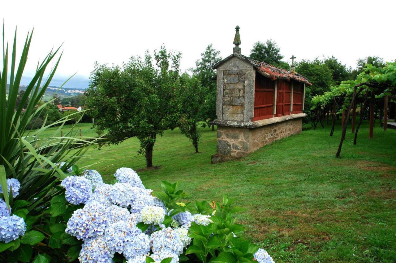 As Seis Chemineas Vila San Julian De Sales Exterior foto